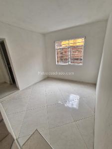 Casa de 4 alcobas en arriendo en Campo Valdes 1, Medellín, 52 m² · foto 19 de 20