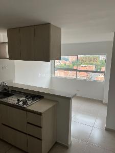 Apartamento de 2 alcobas en arriendo en Cristobal, Medellín, 39 m² · foto 6 de 7