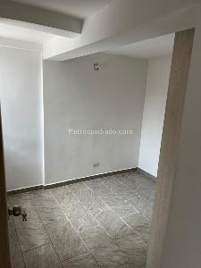 Apartamento de 2 alcobas en arriendo en Cristobal, Medellín, 39 m² · foto 4 de 8
