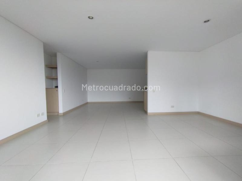 105 m² 3-Bedroom Apartment in Vereda San José - 3