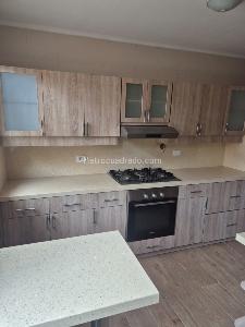 Casa de 3 alcobas en venta en Los Balsos, Medellín, 217 m² · foto 1 de 20