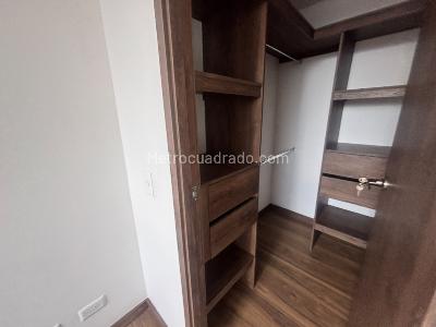 Apartamento de 2 alcobas en arriendo en San Antonio, Rionegro, 74 m² · foto 9 de 10