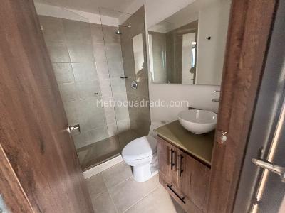 Apartamento de 2 alcobas en arriendo en San Antonio, Rionegro, 74 m² · foto 10 de 10