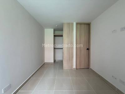 Apartamento de 3 alcobas en arriendo en San Antonio De Prado, Medellín, 44 m² · foto 4 de 9