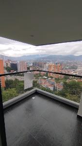 Apartamento de 4 alcobas en arriendo en Las Palmas, Medellín, 130 m² · foto 5 de 15