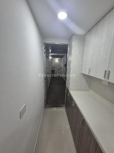 Apartamento de 3 alcobas en arriendo en El Poblado, Medellín, 101 m² · foto 2 de 19