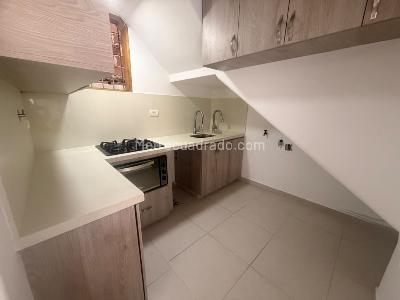 Apartamento de 2 alcobas en arriendo en Alejandro Echavarría, Medellín, 55 m² · foto 2 de 10