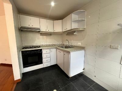 Apartaestudio en arriendo en Bella Suiza, Bogotá, 50 m² · foto 3 de 12
