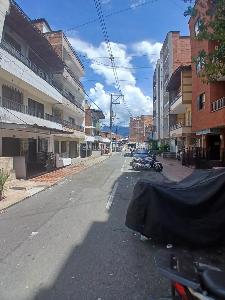 Apartamento de 3 alcobas en arriendo en La Independencia, Itagüí, 70 m² · foto 2 de 17