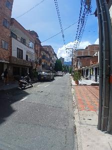 Apartamento de 3 alcobas en arriendo en La Independencia, Itagüí, 70 m² · foto 3 de 17