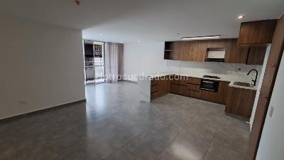 Apartamento de 2 alcobas en arriendo en Zuñiga, Envigado, 95 m² · foto 2 de 18
