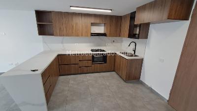 Apartamento de 2 alcobas en arriendo en Zuñiga, Envigado, 95 m² · foto 6 de 18