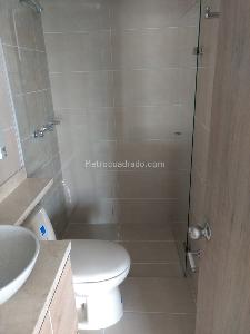 Apartamento de 3 alcobas en arriendo en San German, Medellín, 70 m² · foto 10 de 20