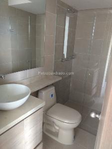 Apartamento de 3 alcobas en arriendo en San German, Medellín, 70 m² · foto 18 de 20