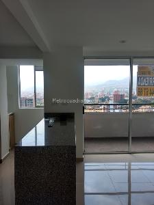 Apartamento de 3 alcobas en arriendo en San German, Medellín, 70 m² · foto 2 de 20