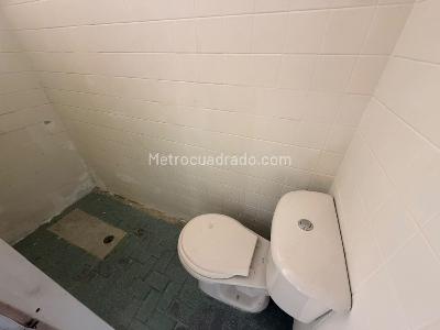 Casa de 4 alcobas en arriendo en Barrio Caicedo, Medellín, 100 m² · foto 10 de 11