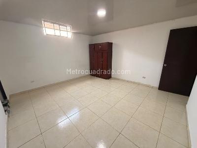 Apartamento de 2 alcobas en arriendo en Buenos Aires, Medellín, 80 m² · foto 7 de 11