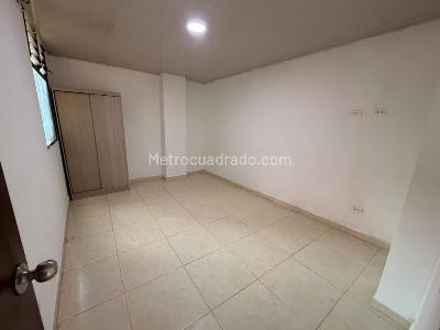 Apartamento de 2 alcobas en arriendo en Buenos Aires, Medellín, 80 m² · foto 8 de 11
