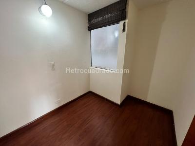 Apartamento de 3 alcobas en arriendo en Tuna Alta, Bogotá, 50 m² · foto 16 de 17