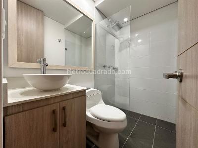 Apartamento de 3 alcobas en arriendo en San Jose, Sabaneta, 103 m² · foto 10 de 13