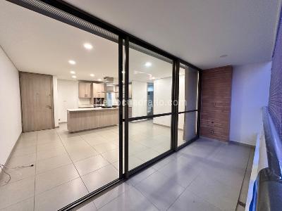 Apartamento de 3 alcobas en arriendo en San Jose, Sabaneta, 103 m² · foto 2 de 13