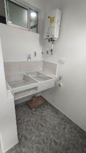 Apartamento de 2 alcobas en arriendo en Cucaracho, Medellín, 55 m² · foto 4 de 12