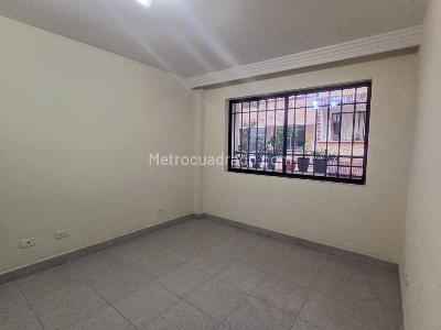 Casa de 4 alcobas en arriendo en Holanda, Sabaneta, 150 m² · foto 3 de 20