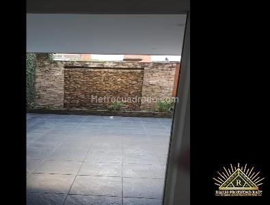 Casa de 5 alcobas en venta en Alto De Misael, Envigado, 320 m² · foto 13 de 14