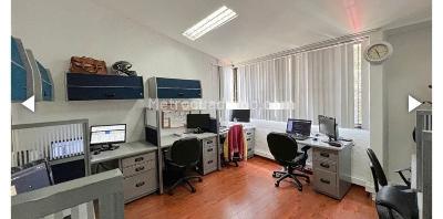 Casa de 5 alcobas en venta en El Poblado, Medellín, 420 m² · foto 3 de 7