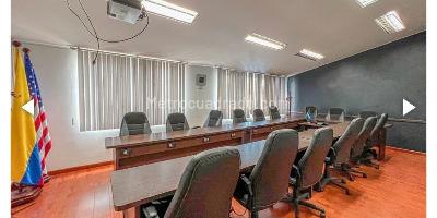 Casa de 5 alcobas en venta en El Poblado, Medellín, 420 m² · foto 5 de 7
