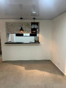 Apartaestudio en arriendo en La Floresta, Medellín, 40 m² · foto 2 de 11