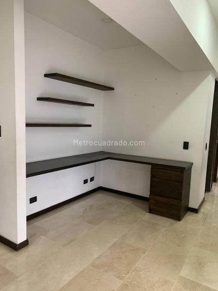 3BR Apartment in Alto De Las Flores (125 m²) - 3