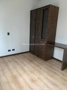 Apartamento en venta en Alto De Las Flores, Sabaneta · foto 8 de 11
