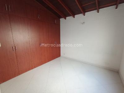 Apartamento de 4 alcobas en venta en Belen La Nubia, Medellín, 115 m² · foto 4 de 20