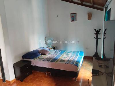 Apartamento de 3 alcobas en venta en Sabaneta, Sabaneta, 76 m² · foto 12 de 13