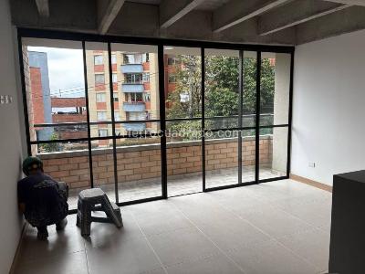 Apartamento en venta en Loma Del Indio, Medellín · foto 3 de 10