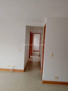 Apartamento de 3 alcobas en venta en Vereda Cañaveralejo, Sabaneta, 65 m² · foto 2 de 8