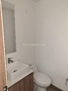 Apartamento de 1 alcoba en arriendo en El Poblado, Medellín, 64 m² · foto 4 de 9