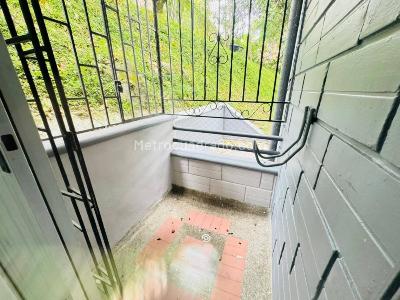 Apartamento de 2 alcobas en arriendo en Loma Del Indio, Medellín, 65 m² · foto 7 de 15
