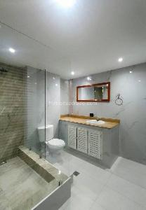 Apartamento de 3 alcobas en arriendo en Envigado, Envigado, 132 m² · foto 3 de 10