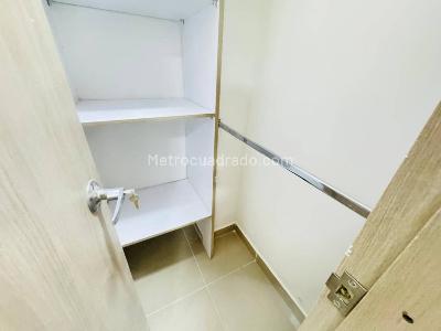 Apartaestudio en venta en Belen La Palma, Medellín, 41 m² · foto 8 de 10