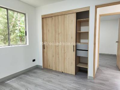 Apartamento en venta en Calasanz, Medellín · foto 2 de 12