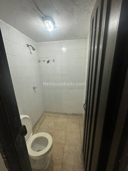 Bodega en Arriendo, Machado, Bello - Más