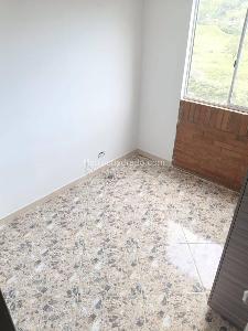 Apartamento de 3 alcobas en venta en El Trapiche, Bello, 65 m² · foto 4 de 14