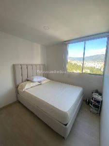 Apartamento de 3 alcobas en venta en Los Colores, Medellín, 85 m² · foto 8 de 9