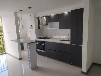 Apartamento de 3 alcobas en venta en La Doctora, Sabaneta, 58 m² · foto 2 de 18