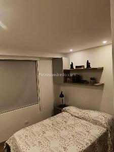Apartamento de 2 alcobas en arriendo en Loma De San Julian, Medellín, 93 m² · foto 10 de 13