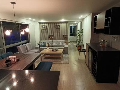 Apartamento de 2 alcobas en arriendo en Loma De San Julian, Medellín, 93 m² · foto 3 de 13