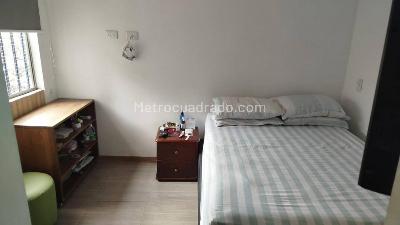 Apartamento de 2 alcobas en venta en El Trapiche, Bello, 61 m² · foto 4 de 11