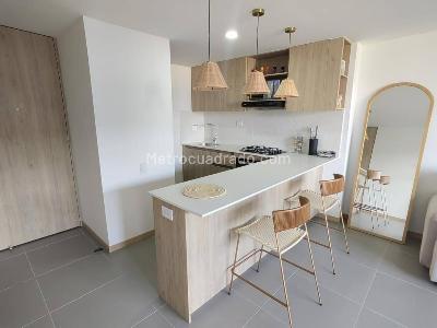 Apartamento de 3 alcobas en venta en Guayabal, Medellín, 70 m² · foto 2 de 8